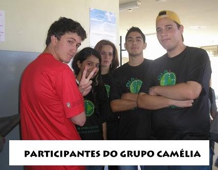 Imagem dos participantes do Grupo Camla, grupo de teatro da escola Ottlia